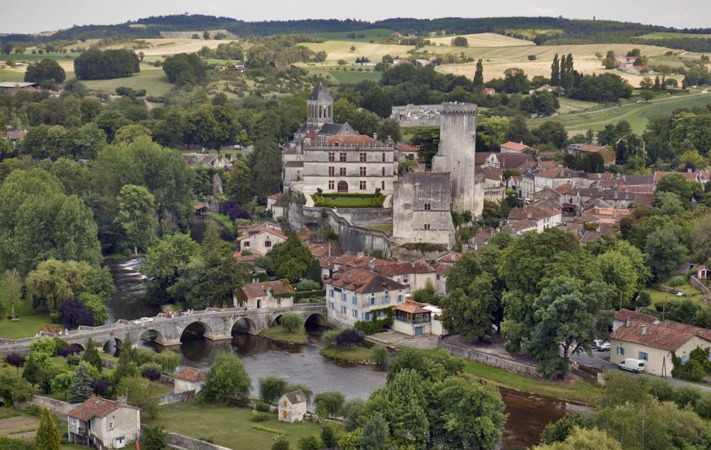 Hostellerie Les Griffons Bourdeilles Kültér fotó