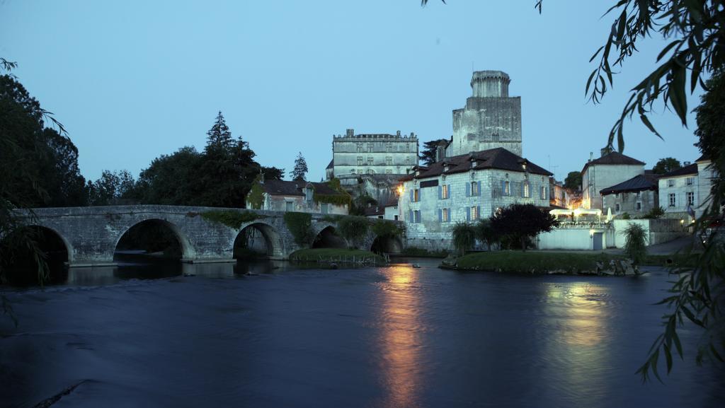 Hostellerie Les Griffons Bourdeilles Kültér fotó