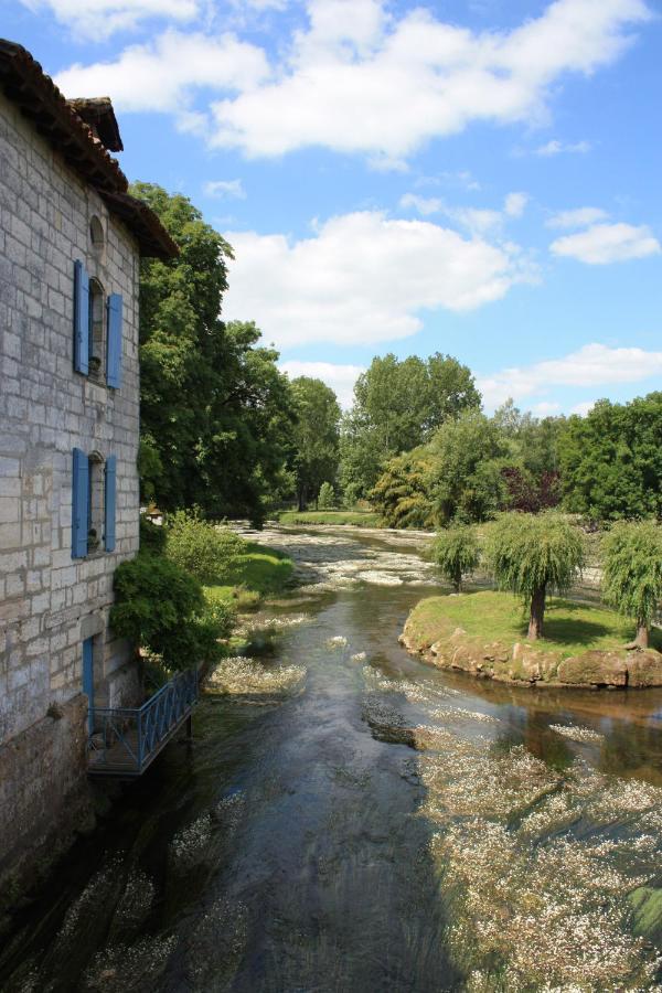 Hostellerie Les Griffons Bourdeilles Kültér fotó